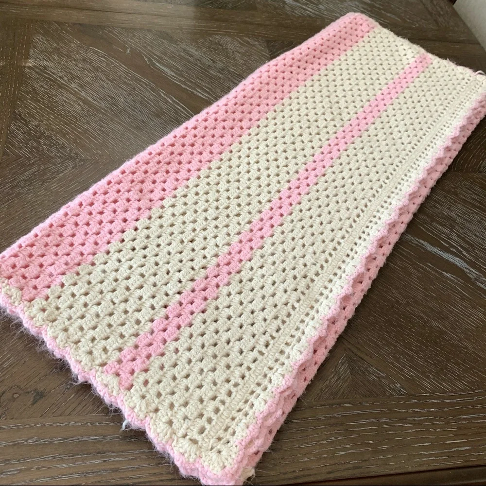 Vintage pink and off white crocheted knit blanket throw